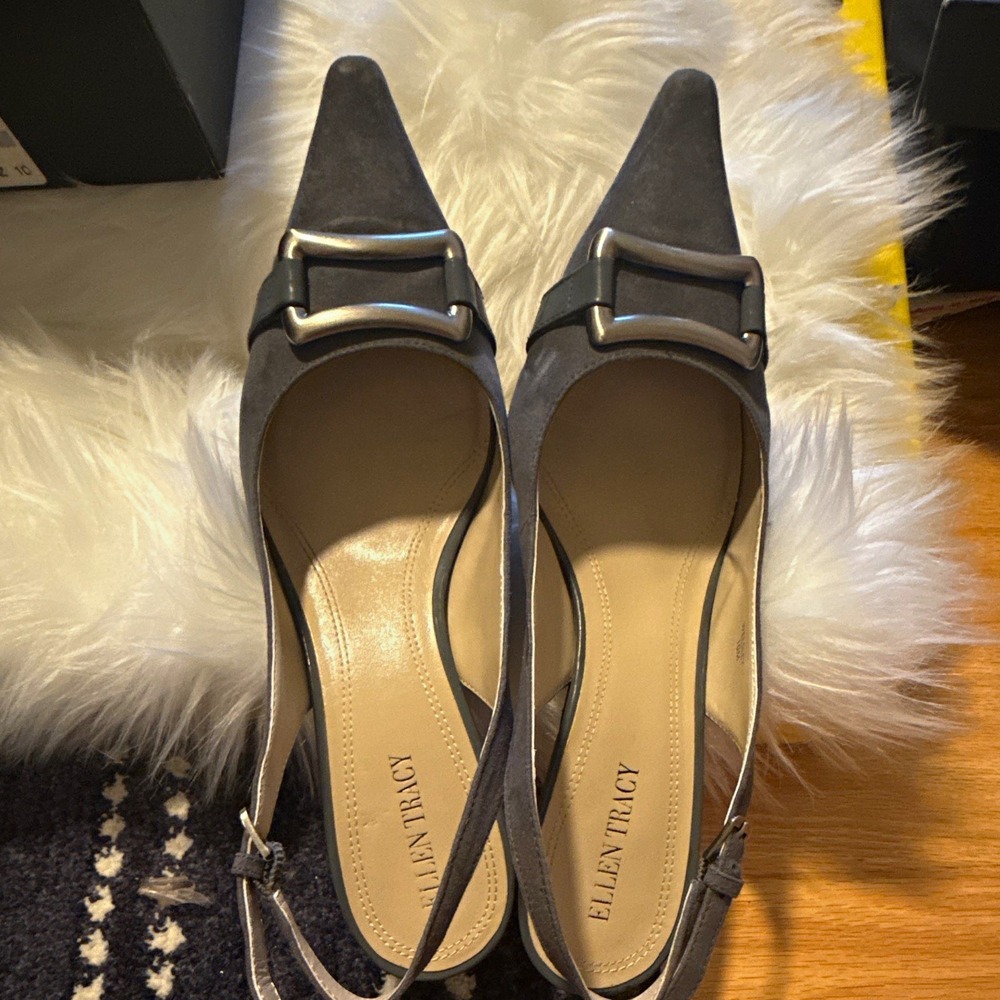 Ellen Tracy Gray Suede Slingback Stiletto Pumps Welsley Buckle Ankle Strap 10M